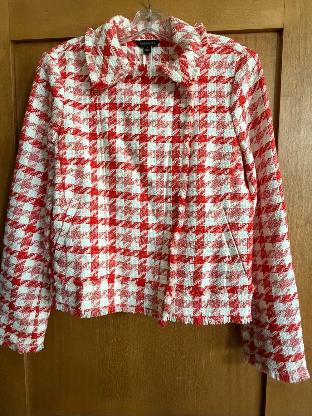 Ann Taylor Red & White Houndstooth Frayed Zip Jacket (Medium)